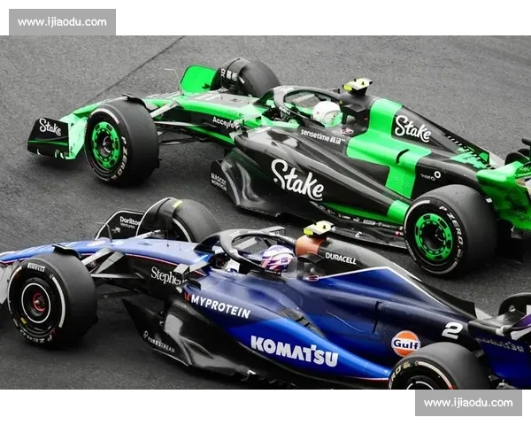 震撼来袭！F1电竞公开赛，用指尖操控赛车，感受极致速度